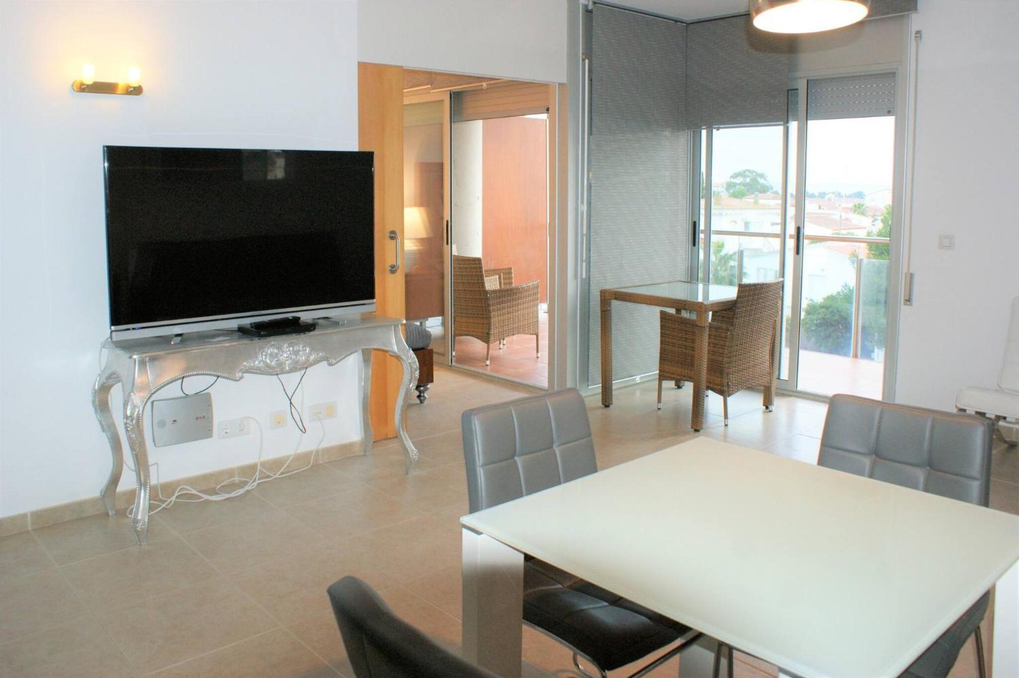 Apartamento En Roses Con Vistas Al Canal Y Piscina Екстер'єр фото