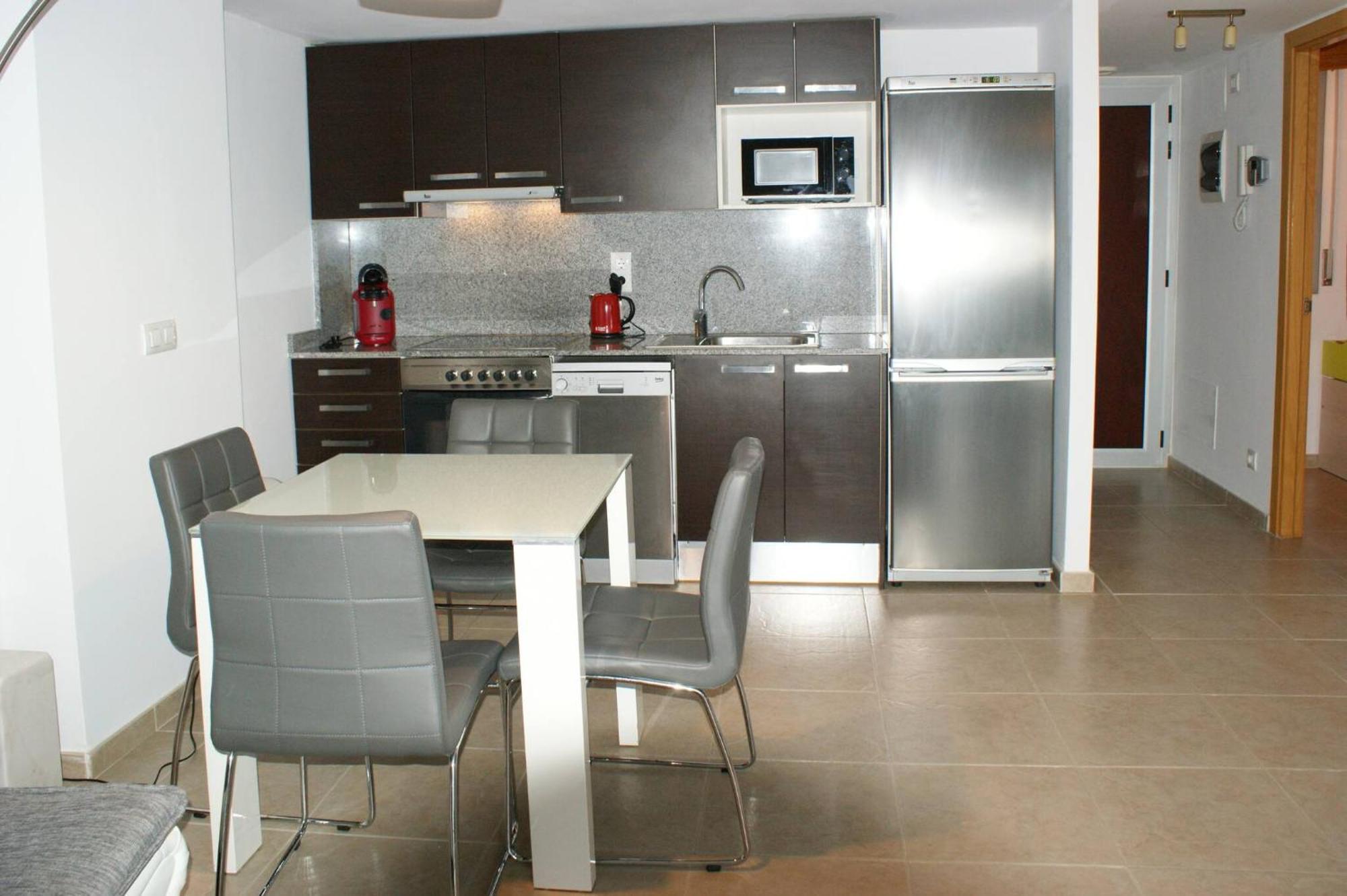 Apartamento En Roses Con Vistas Al Canal Y Piscina Екстер'єр фото