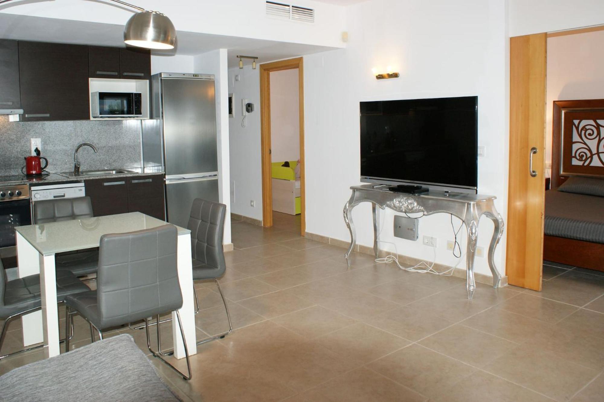Apartamento En Roses Con Vistas Al Canal Y Piscina Екстер'єр фото